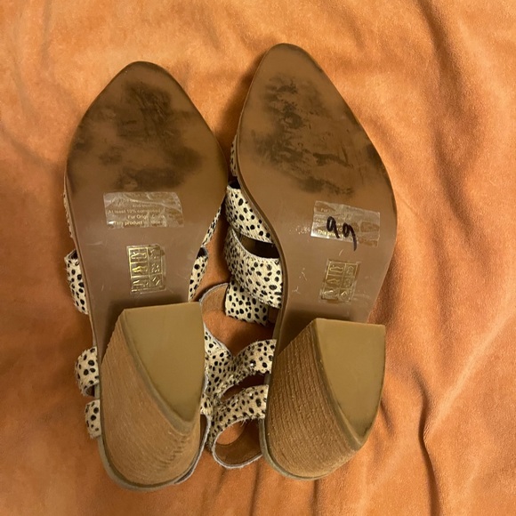 Jeffrey Campbell Angora calf hair booties size 7 - Picture 5 of 6